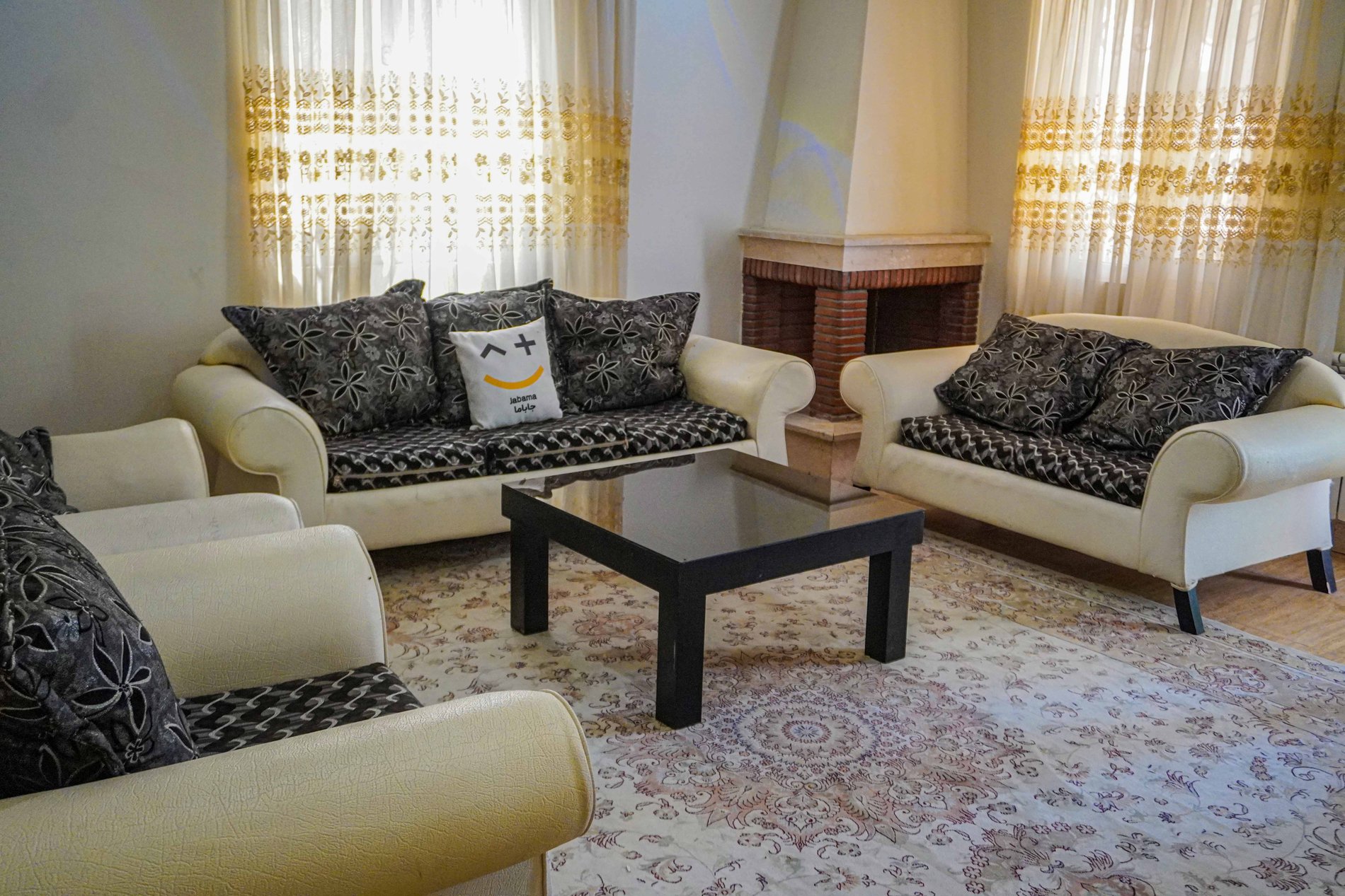 اجاره ویلا چهارخوابه استخردار کریمی کردان