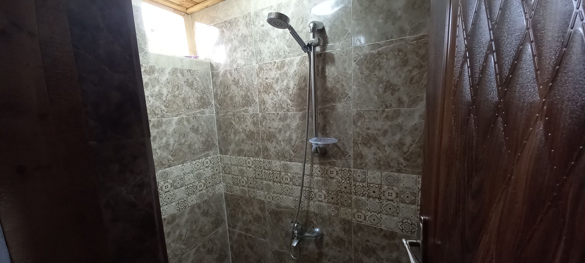 اجاره کلبه دوخوابه جنگلی طبیعت 2 رامسر
