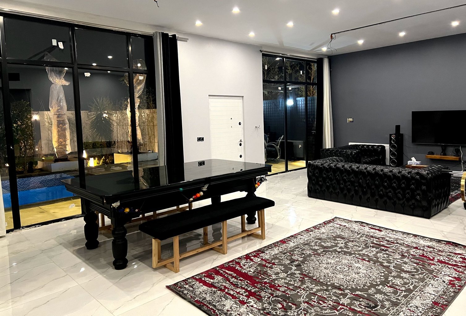 اجاره ویلا سه خوابه استخردار نخل کردان