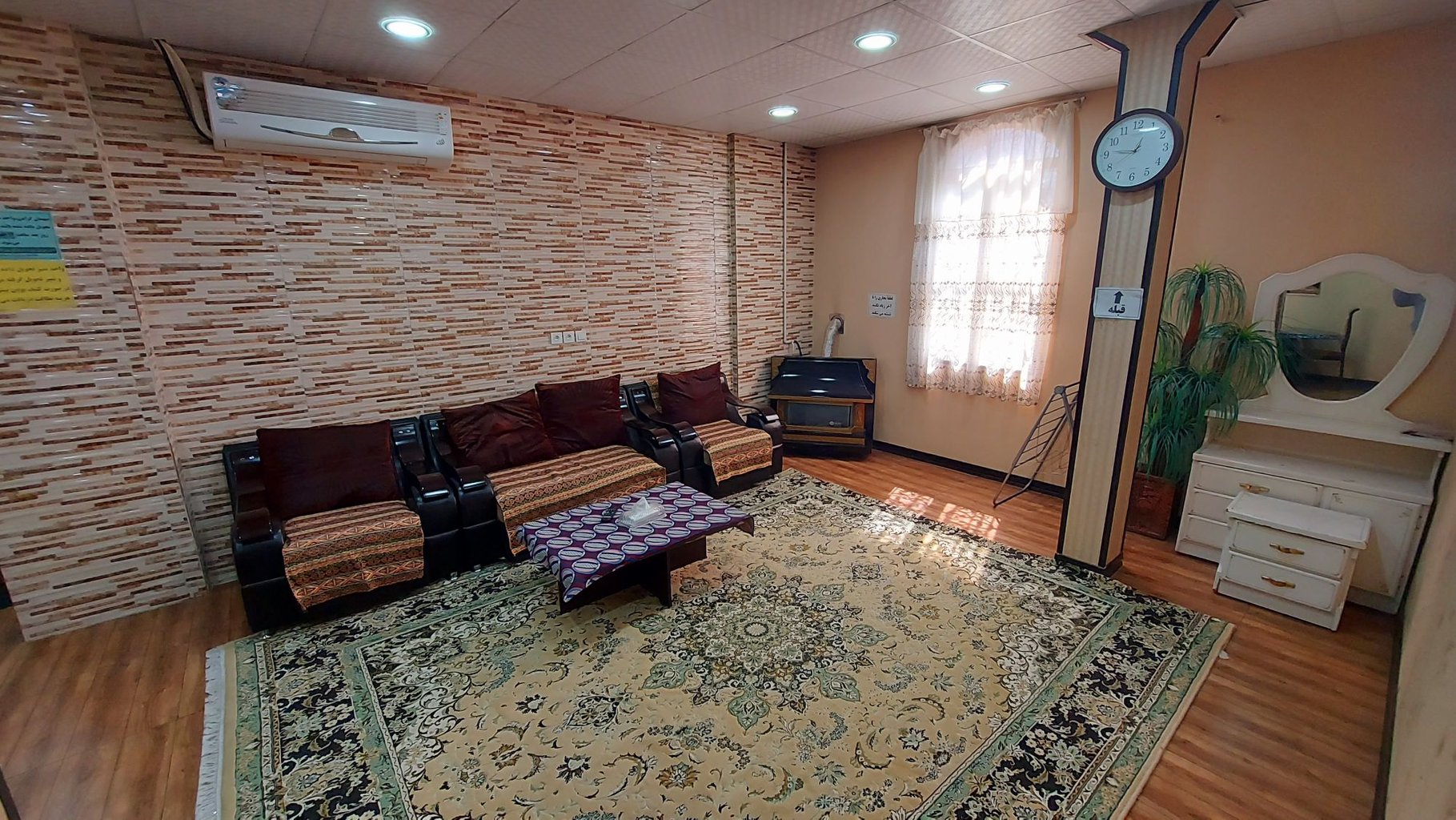سوئیت یک خوابه آدینه 4