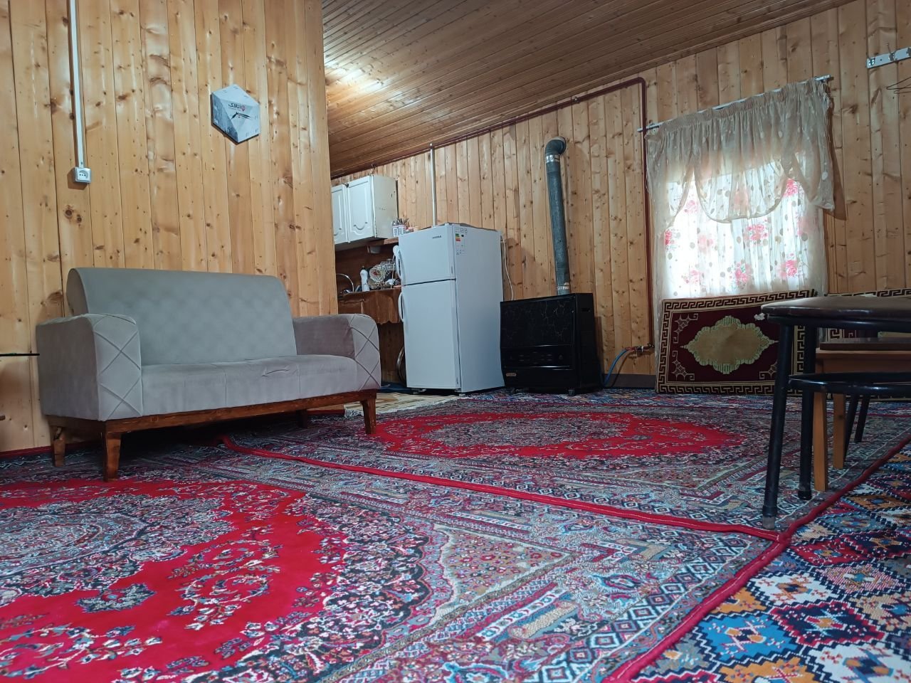 کلبه یک خوابه چوبی خوروم