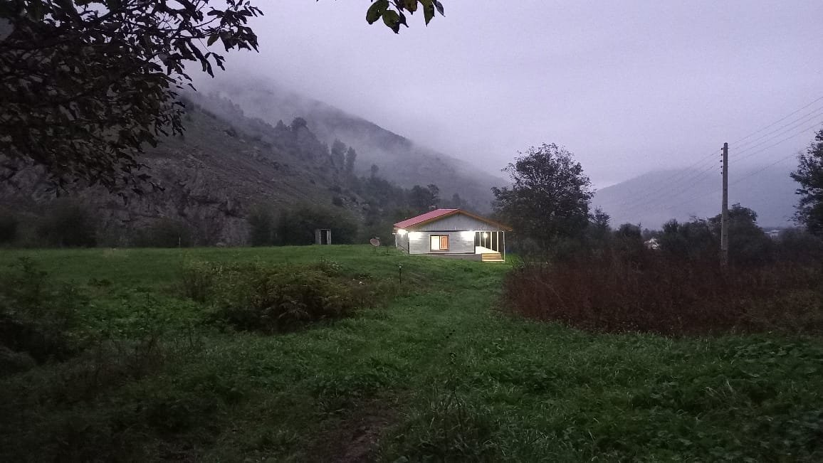 کلبه یک خوابه دشتیاری