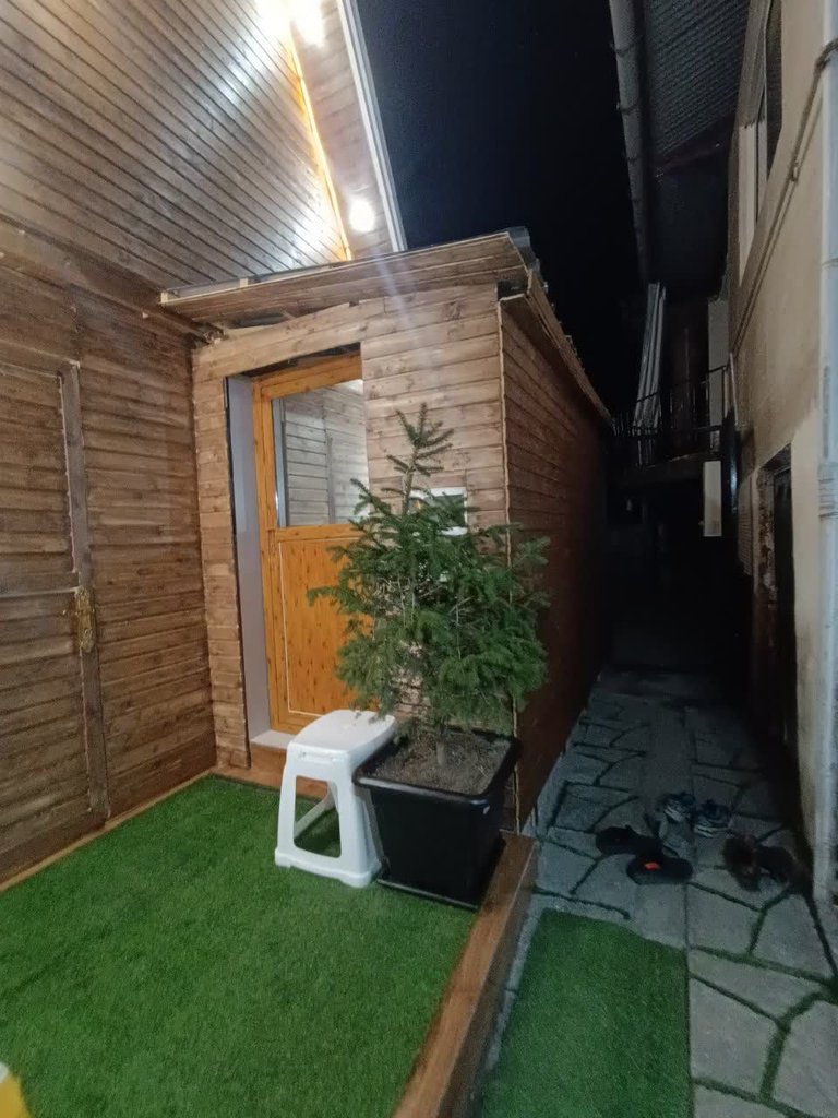 کلبه یک خوابه سوئیسی ماه